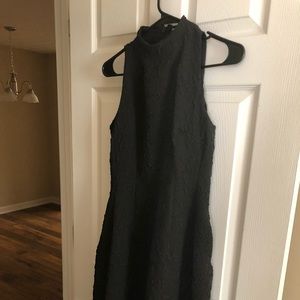 Black Eva Mendez rose dress